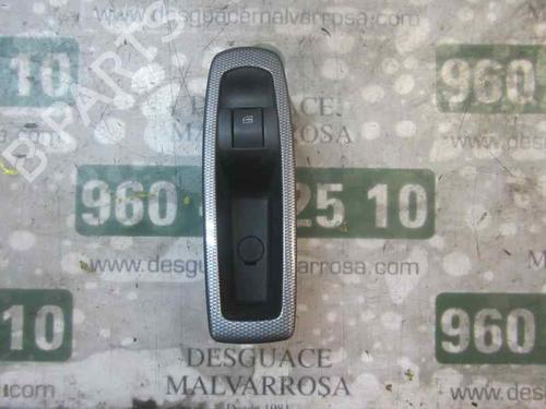 Used Right rear window switch RENAULT KOLEOS I (HY_) [2008-2025]  3861948