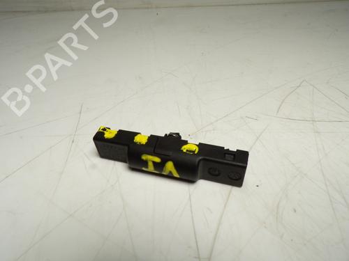 Used Electronic module Electronic module VW GOLF VI (5K1) 1.6 TDI (105 hp) 13473827 13473827