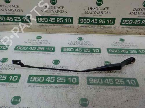 Used Front windshield wiper arm Front windshield wiper arm PEUGEOT 308 II (LB_, LP_, LW_, LH_, L3_) [2013-2021] 4893829 4893829