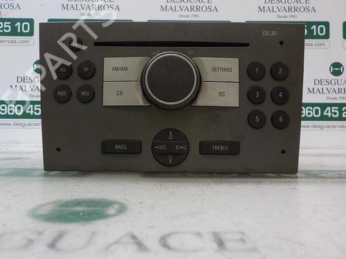 Used Radio OPEL VECTRA C Estate (Z02) 1.9 CDTI (F35) (120 hp) 4003656