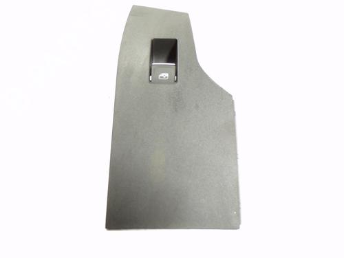 Used Left rear window switch CUPRA LEON Sportstourer (KL8, KU8, KUD) 2.0 TSI 4Drive (310 hp) 15179301
