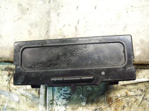 Used Switch Switch RENAULT MEGANE II (BM0/1_, CM0/1_) 1.5 dCi (BM0F, BM0T, BM2B, CM0F, CM0T) (82 hp) 3792537 3792537