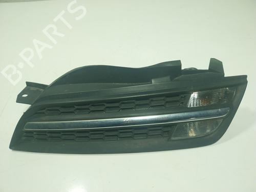 Grilles de calandre NISSAN MICRA C+C III (K12) 1.4 16V (88 hp) 17977115