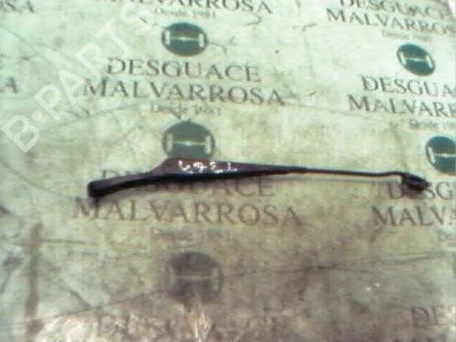 Used Front windshield wiper arm SEAT IBIZA II (6K1) 1.4 i (60 hp) 3752015