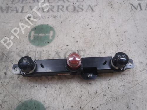 Used Warning switch FIAT 500 (312_) 1.2 (312AXA1A) (69 hp) 3821075