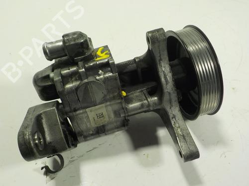 Used Steering pump Steering pump BMW X5 (E70) xDrive 40 d (306 hp) 13636872 13636872