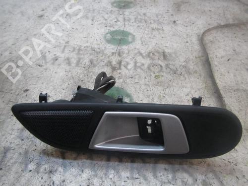 Højre fortil invendig håndtag FORD FIESTA VI (CB1, CCN) 1.4 TDCi (68 hp) 3838363