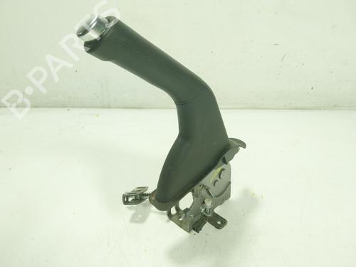 hand-brake-kia-stonic-yb-2017-36642757 main image