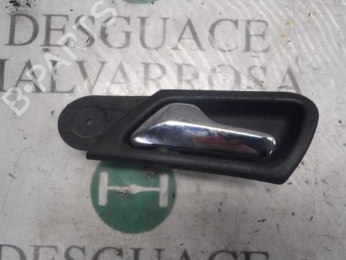 Used Front left interior door handle MERCEDES-BENZ C-CLASS (W203) [2000-2007]  3817374
