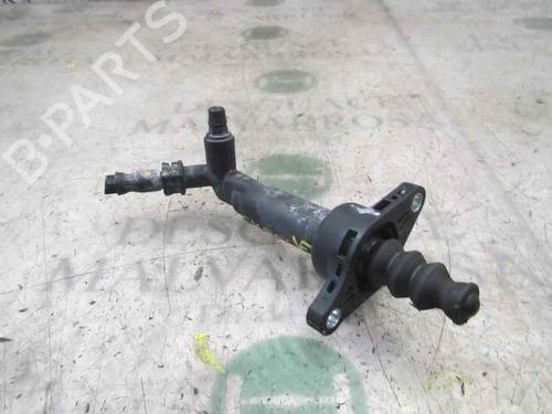 Used Clutch slave cylinder Clutch slave cylinder SKODA FABIA III (NJ3) [2014-2021] 14279696 14279696