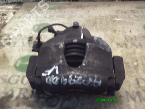 Used Right front brake caliper Right front brake caliper RENAULT LAGUNA II (BG0/1_) [2001-2007] 11544561 11544561