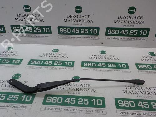 Used Front windshield wiper arm BMW 1 (E87) [2003-2013]  3866580