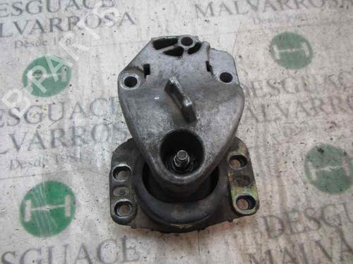 Used Engine mount NISSAN INTERSTAR Van (X70) [2002-2025]  9080678