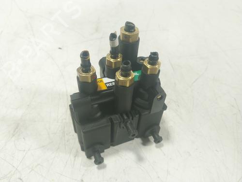 Used Electronic module Electronic module LAND ROVER RANGE ROVER SPORT II (L494) 3.0 TDV6 4x4 (258 hp) 19272088 19272088