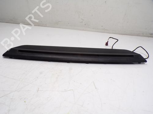 Used Rear center light Rear center light MERCEDES-BENZ E-CLASS (W212) E 350 CDI (212.023) (265 hp) 15669525 15669525