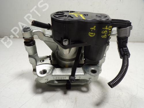 Right rear brake caliper TOYOTA YARIS CROSS (MXP_)  | BP15121658M106 