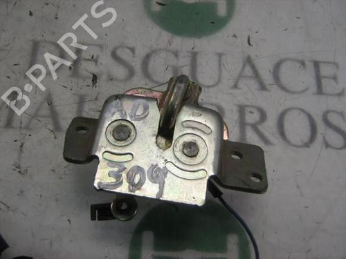 Tailgate lock KIA SPORTAGE SUV (K00) 2.0 TD 4WD | BP3765465C101 