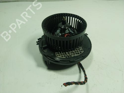 Used Heater blower motor Heater blower motor VW GOLF VIII (CD1, DA1) 2.0 TDI (116 hp) 17710163 17710163