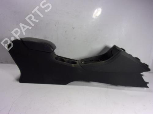 Used Armrest / Center console Armrest / Center console AUDI Q3 (8UB, 8UG) [2011-2020] 10289182 10289182