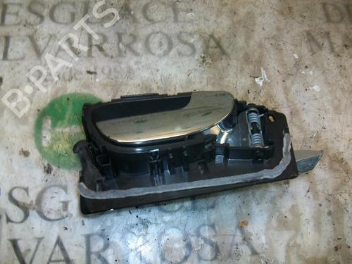 Used Front right interior door handle Front right interior door handle PEUGEOT 307 (3A/C) 2.0 HDi 90 (90 hp) 3766890 3766890