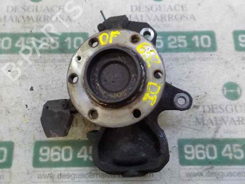 Used Left front steering knuckle MERCEDES-BENZ SPRINTER 3-t Van (B906) [2006-2018]  6328949