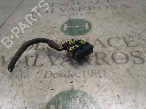 Used Right rear window switch OPEL VECTRA C (Z02) 1.8 16V (122 hp) 3809643