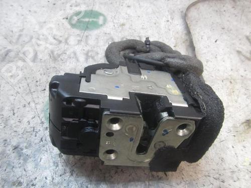 Used Front right lock NISSAN NV200 / EVALIA Bus 1.5 dCi 85 (M20, M20M, M20K, M20KK) (86 hp) 3841774
