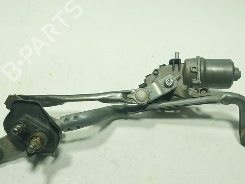 Used Front wiper motor TOYOTA YARIS (_P13_) 1.5 (NSP131_) (112 hp) 28426789
