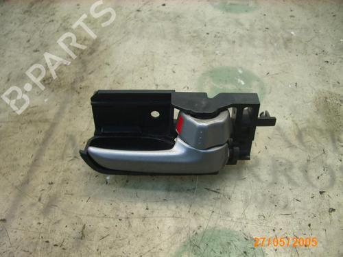 Maneta interior delantera derecha SUZUKI SWIFT III (MZ, EZ) 1.3 DDiS (RS 413D) (69 hp) 3779430