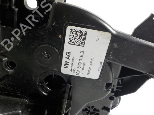 Rear right lock SEAT ARONA (KJ7, KJP) 1.0 TSI | BP15351642C99 