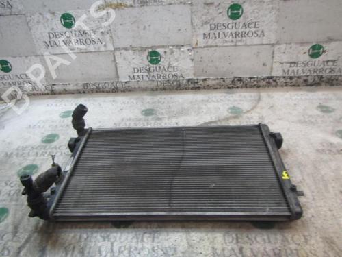 Used Water radiator Water radiator VW GOLF IV (1J1) 1.9 TDI (90 hp) 3834990 3834990