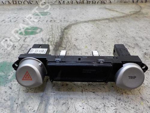 Used Warning switch HYUNDAI i20 I (PB, PBT) [2008-2015]  3855846