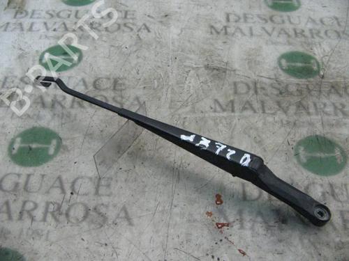 Used Front windshield wiper arm SEAT IBIZA II (6K1) 1.0 (45 hp) 3756911