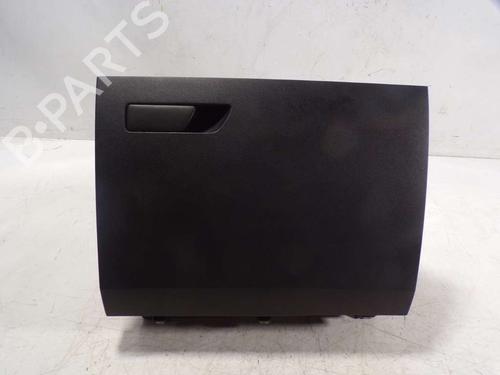Used Glove box Glove box 8819030 8819030