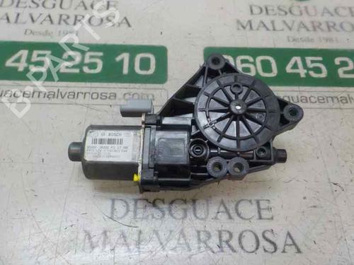 Used Right rear window motor HYUNDAI i30 (FD) [2007-2012]  4446155