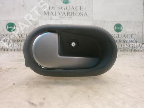Venstre fortil invendig håndtag FORD FUSION (JU_) 1.4 TDCi (68 hp) 3801153