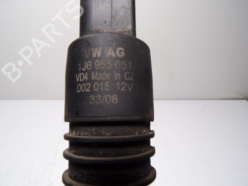 Washer pump VW TOUAREG (7LA, 7L6, 7L7) 3.0 V6 TDI | BP14288425E24 