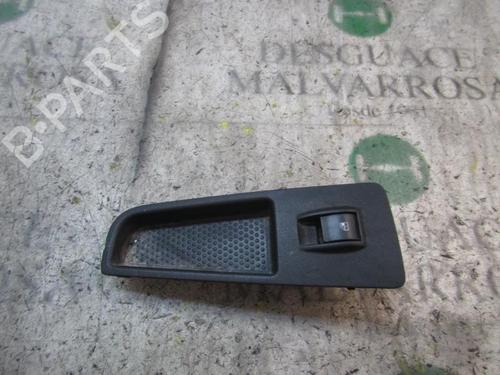 Used Right front window switch Right front window switch FIAT BRAVO II (198_) 1.9 D Multijet (198AXB1A) (120 hp) 3843061 3843061