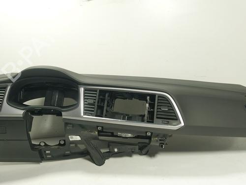 Used Dashboard Dashboard SEAT ATECA (KH7, KHP) 2.0 TDI (150 hp) 35720264 35720264