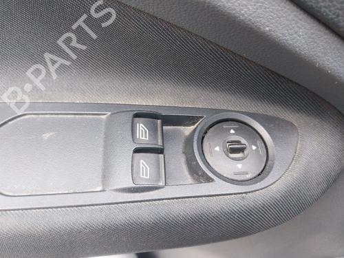 Right headlight FORD C-MAX II (DXA/CB7, DXA/CEU)  | BP21382018C29 