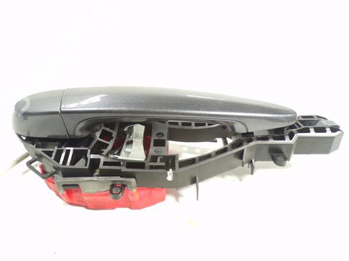 Used Front right exterior door handle Front right exterior door handle 7172744 7172744