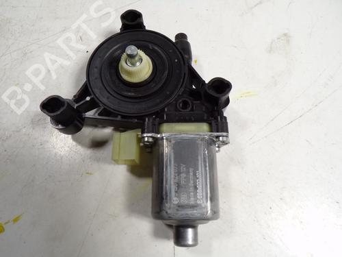 Used Right front window motor Right front window motor VW TOURAN (5T1) 2.0 TDI (116 hp) 7876170 7876170