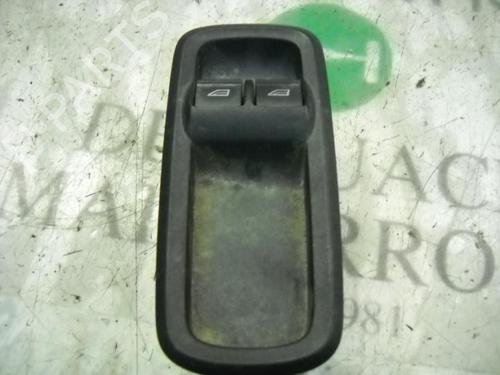 Interrupteur de vitre avant gauche FORD FIESTA VI (CB1, CCN) [2008-2017]  3751478
