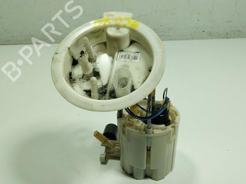 Used Fuel pump BMW 3 (F30, F80) 320 d (184 hp) 26571344