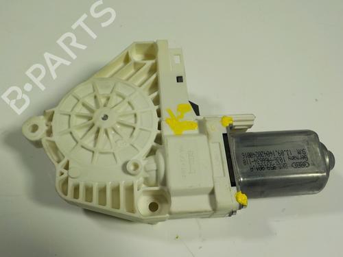 Used Right rear window motor Right rear window motor AUDI A5 Sportback (8TA) 2.0 TDI (190 hp) 10709654 10709654