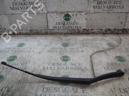 Used Front windshield wiper arm Front windshield wiper arm HYUNDAI SANTA FÉ II (CM) 2.2 CRDi (155 hp) 3836176 3836176