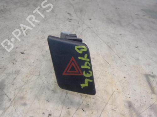 Used Warning switch Warning switch TOYOTA YARIS (_P9_) 1.0 VVT-i (KSP90_, KSP90R) (69 hp) 3811872 3811872
