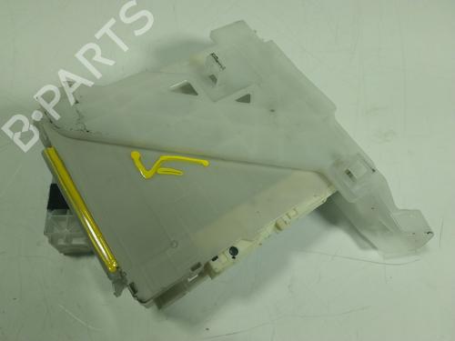 Used Fuse box Fuse box LEXUS CT (ZWA10_) 200h (ZWA10_, ZWA10R) (136 hp) 26903906 26903906