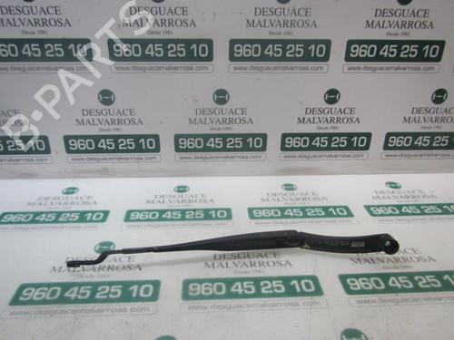 Front windshield wiper arm HYUNDAI i40 I (VF) 1.7 CRDi | BP3868736C143 