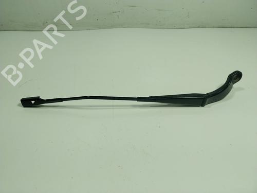 Used Front windshield wiper arm PORSCHE MACAN (95B) 3.0 S Diesel (258 hp) 16856288